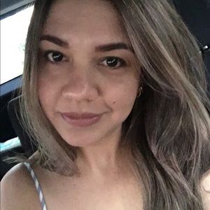 Meet your Posher, Kenia